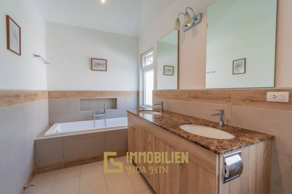 650 m² 4 Chambre 3 Salle de bain Villa Pour Louer