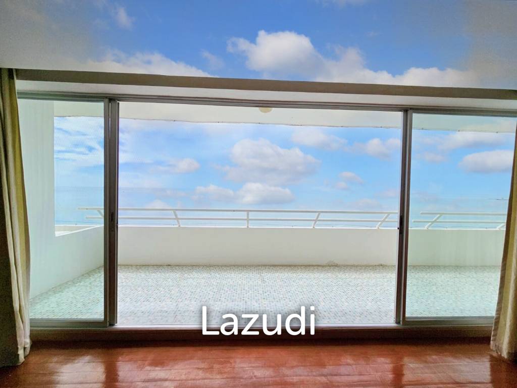 208 ตร.ม 3 เตียง 2 อาบน้ำ คอนโดมิเนียม For ขาย