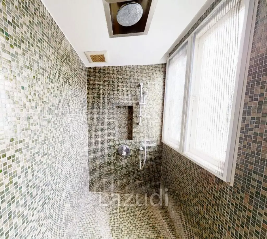 3 Bedroom 2 Bathroom 250 SQ.M at Icon II