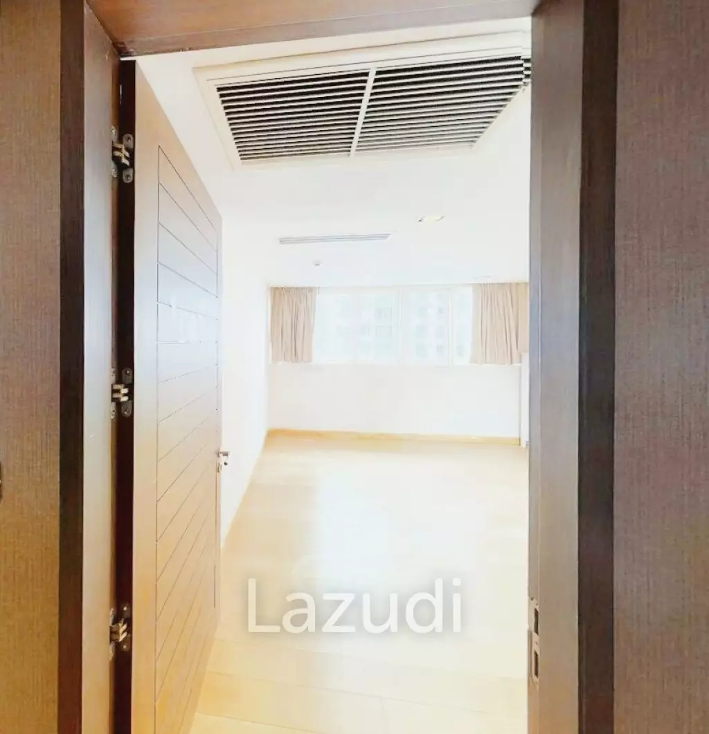 3 Bedroom 2 Bathroom 250 SQ.M at Icon II