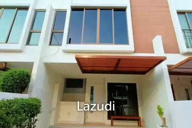3 Bed 180 SQ.M Townhose at The Private Sukhumvit 97/1