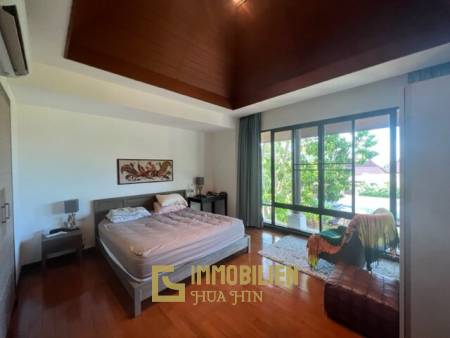 PANORAMA  : 3 bed bali style pool villa