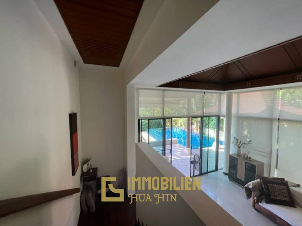 PANORAMA  : 3 bed bali style pool villa