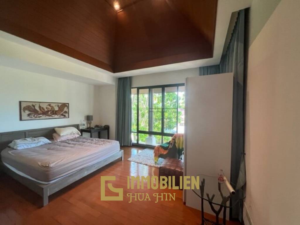 PANORAMA  : 3 bed bali style pool villa