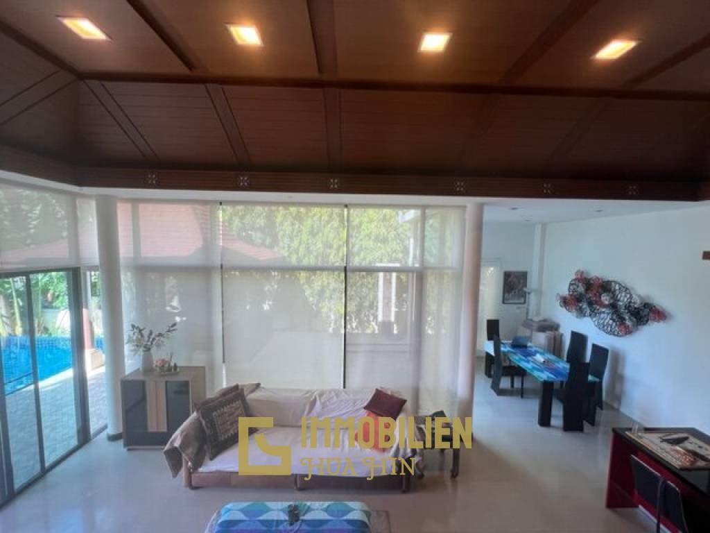 625 metro cuadrado 3 ` 3 Baño Villa de Venta