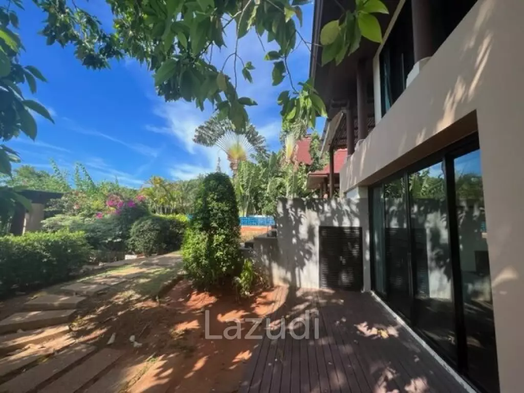 PANORAMA  : 3 bed bali style pool villa