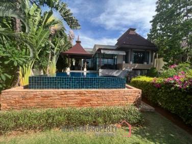 PANORAMA  : 3 bed bali style pool villa