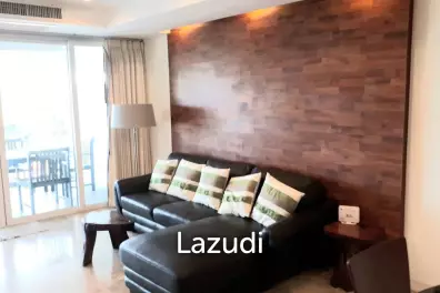 Large 2 Bedroom Condo with Stunning Seaview