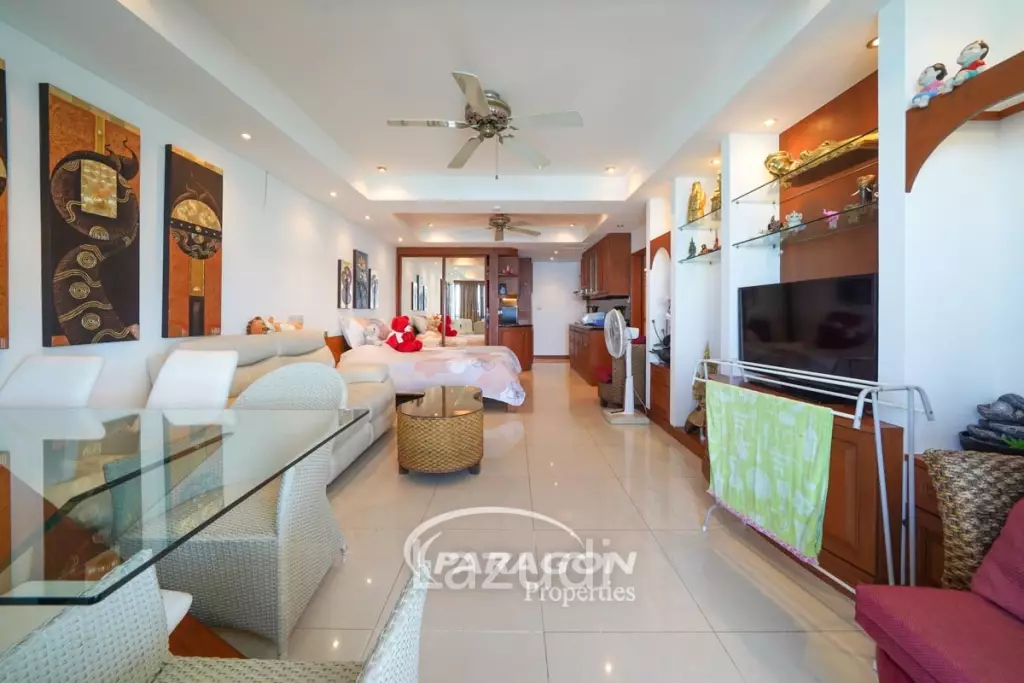 Studio 1 Bath 53 SQ.M Jomtien Plaza Condotel