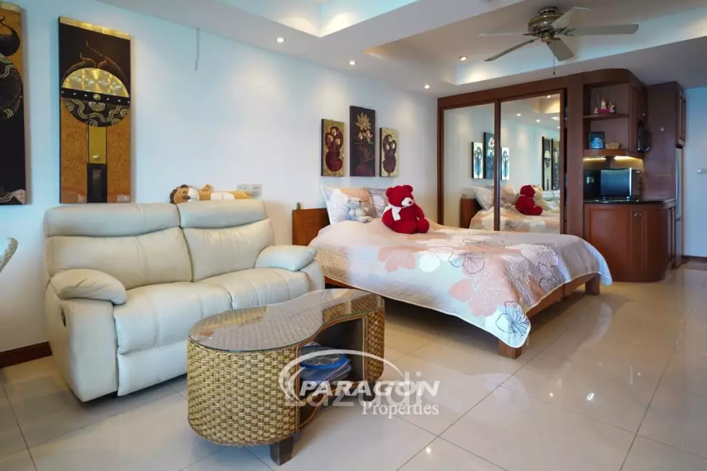 Studio 1 Bath 53 SQ.M Jomtien Plaza Condotel