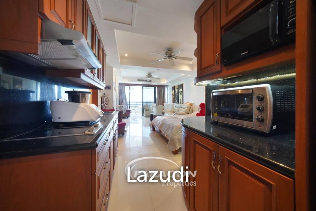 Studio 1 Bath 53 SQ.M Jomtien Plaza Condotel