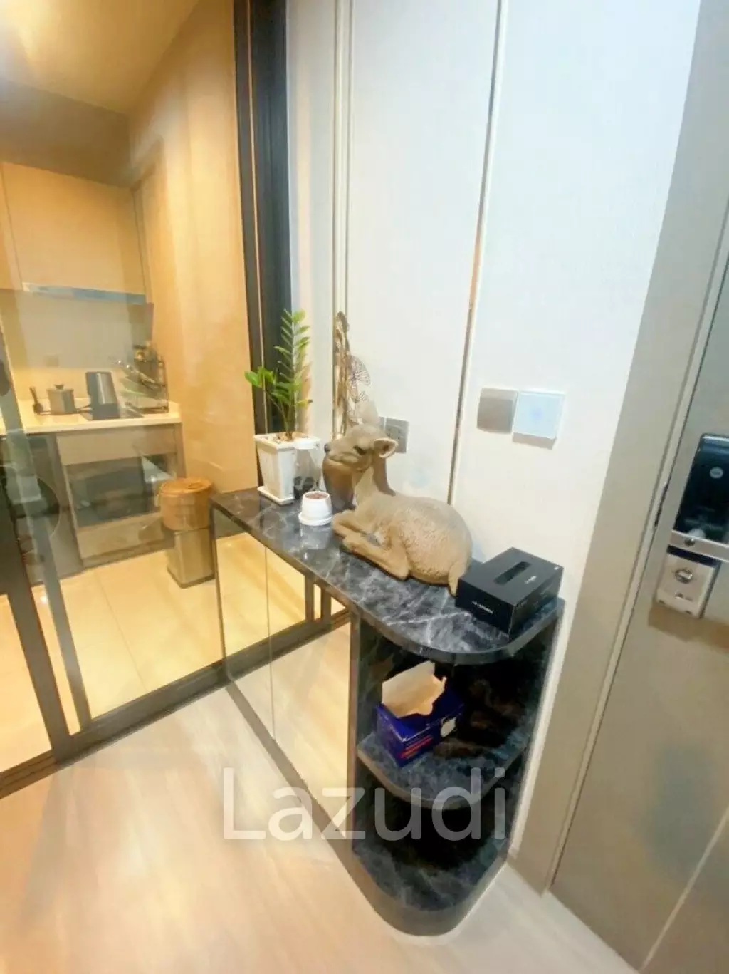 1 Bed 1 Bath 36 SQ.M LIFE Asoke - Rama 9