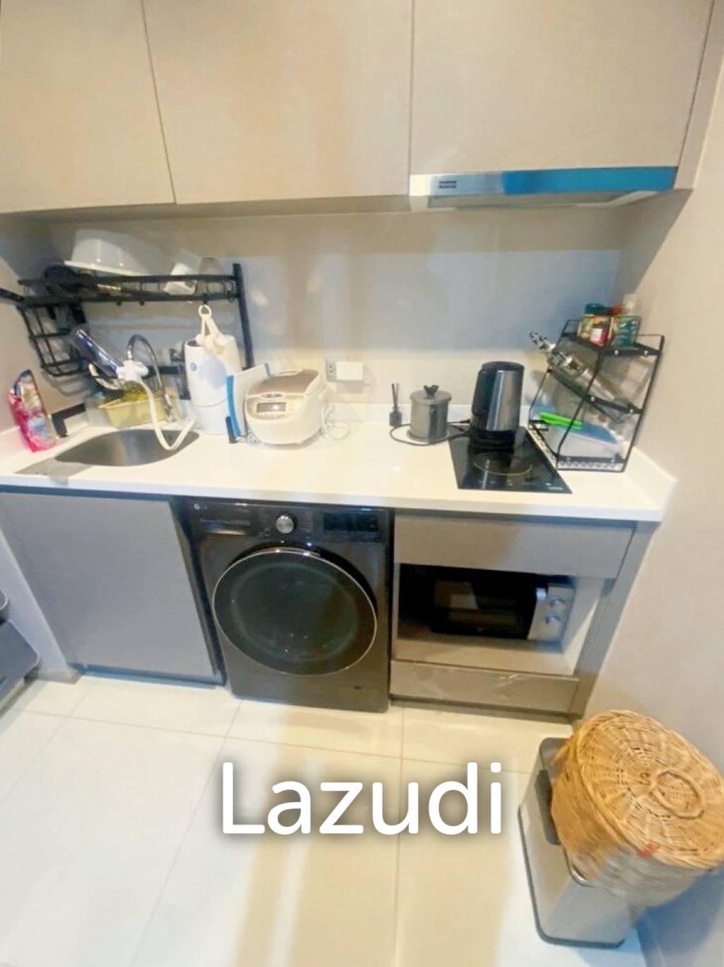 1 Bed 1 Bath 36 SQ.M LIFE Asoke - Rama 9