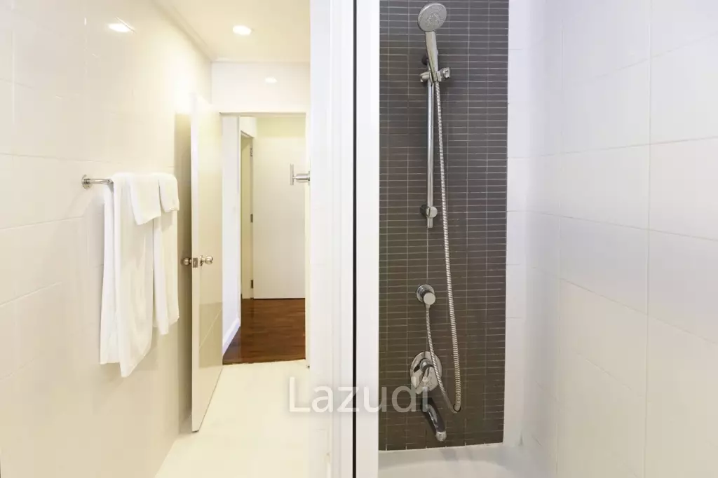 3 Bed 3 Bath 216 SQ.M Krystal Court