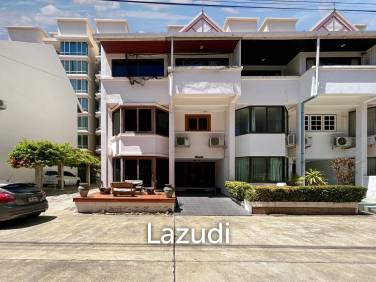 3 Storey 5 Bedroom Townhouse : Baan Suksamran