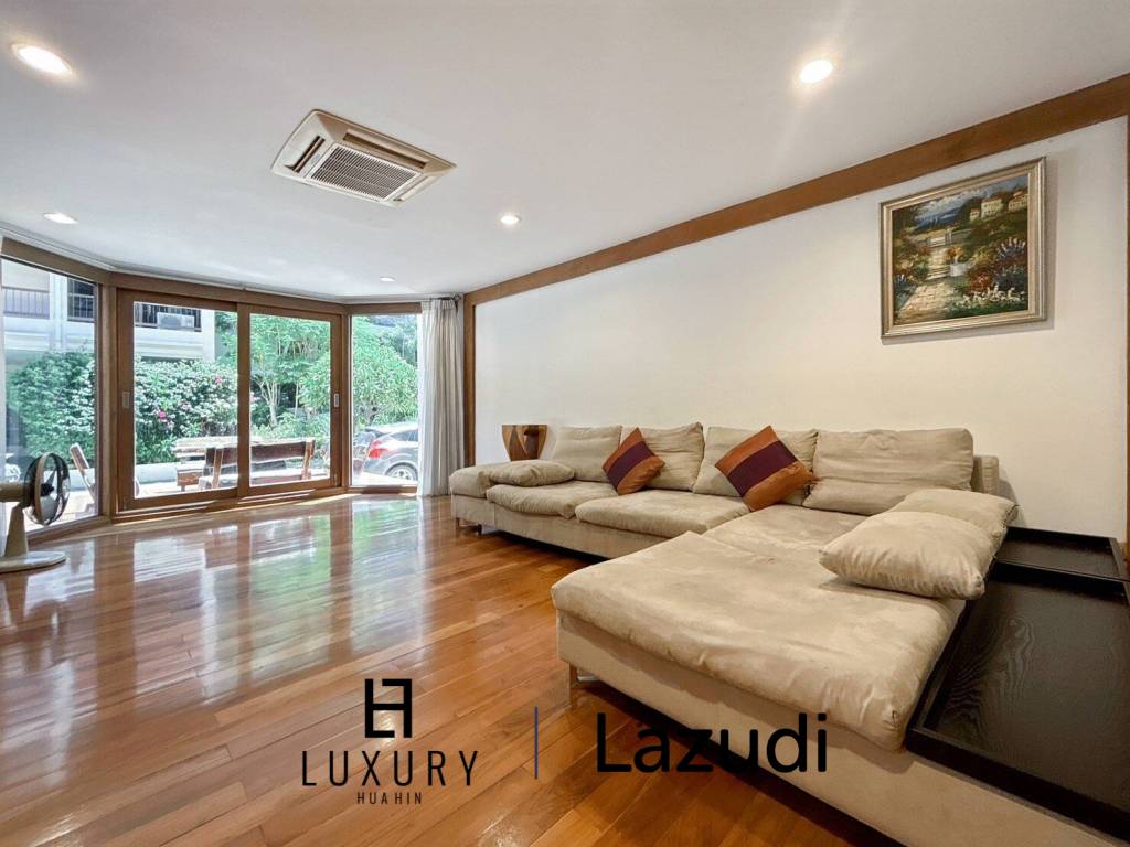 3 Storey 5 Bedroom Townhouse : Baan Suksamran