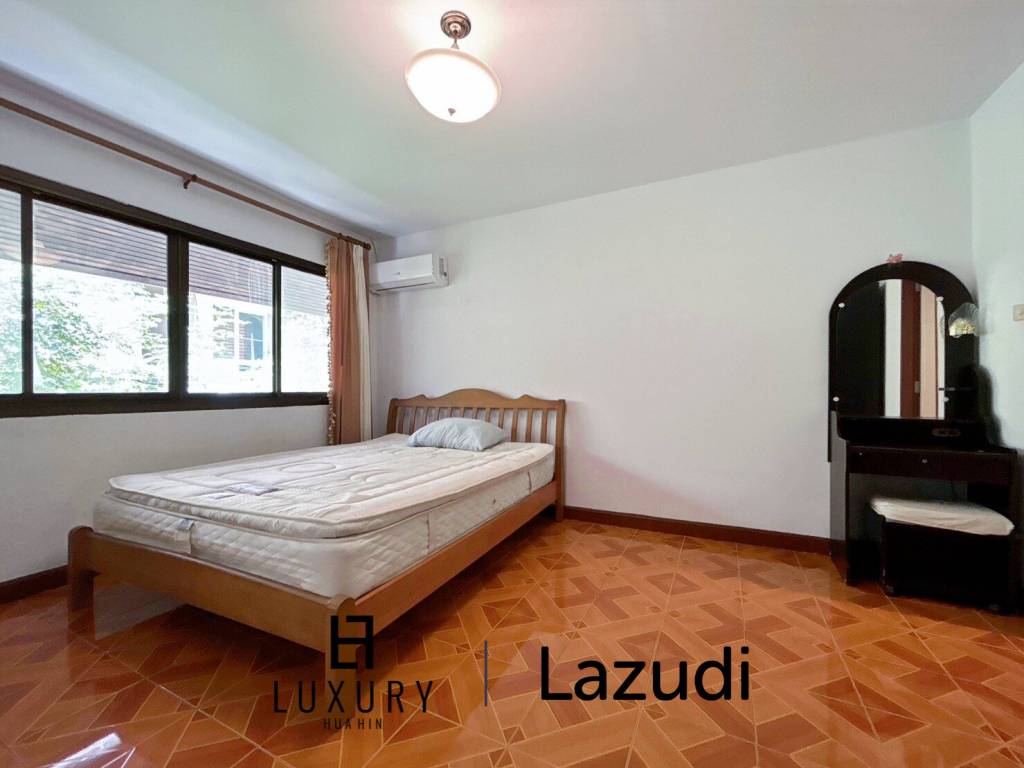 3 Storey 5 Bedroom Townhouse : Baan Suksamran