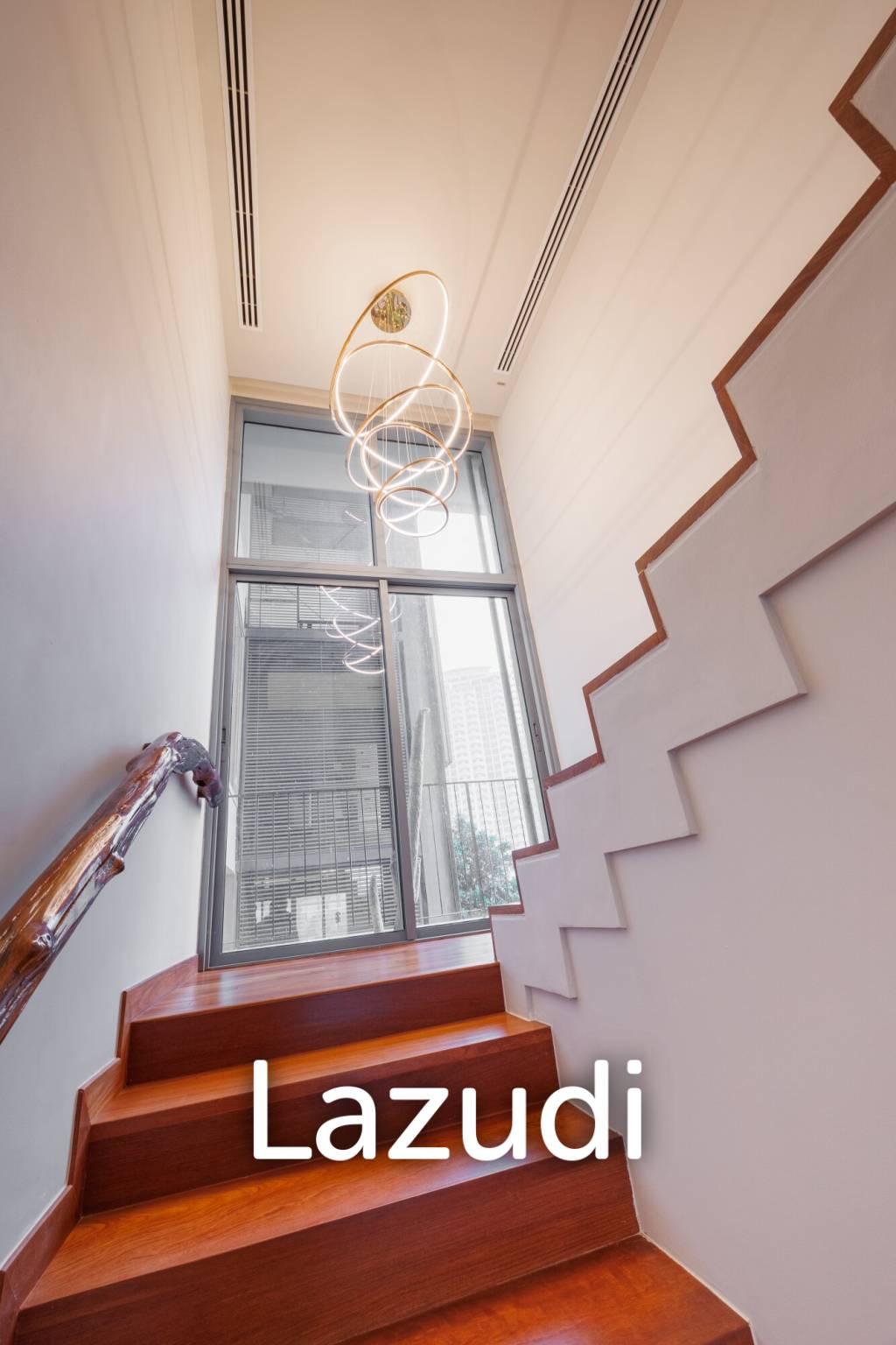 3 Bedroom 4 Bathroom 247 SQ.M The Pano