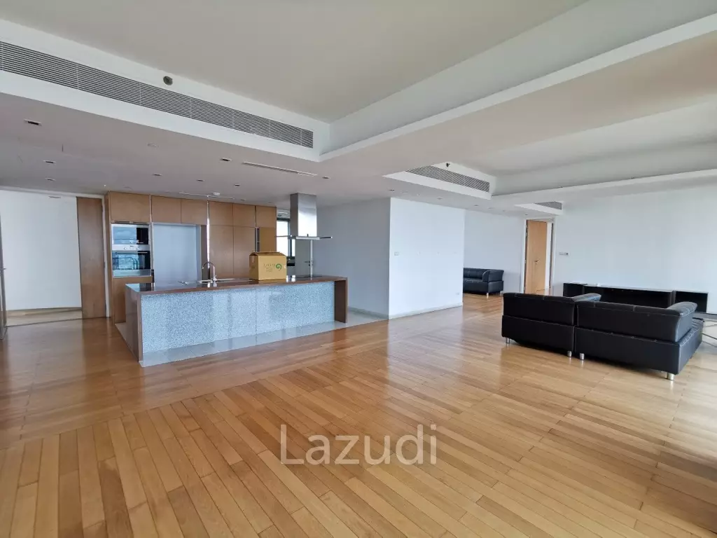 3 Bedroom 4 Bathroom 243 SQ.M The Pano
