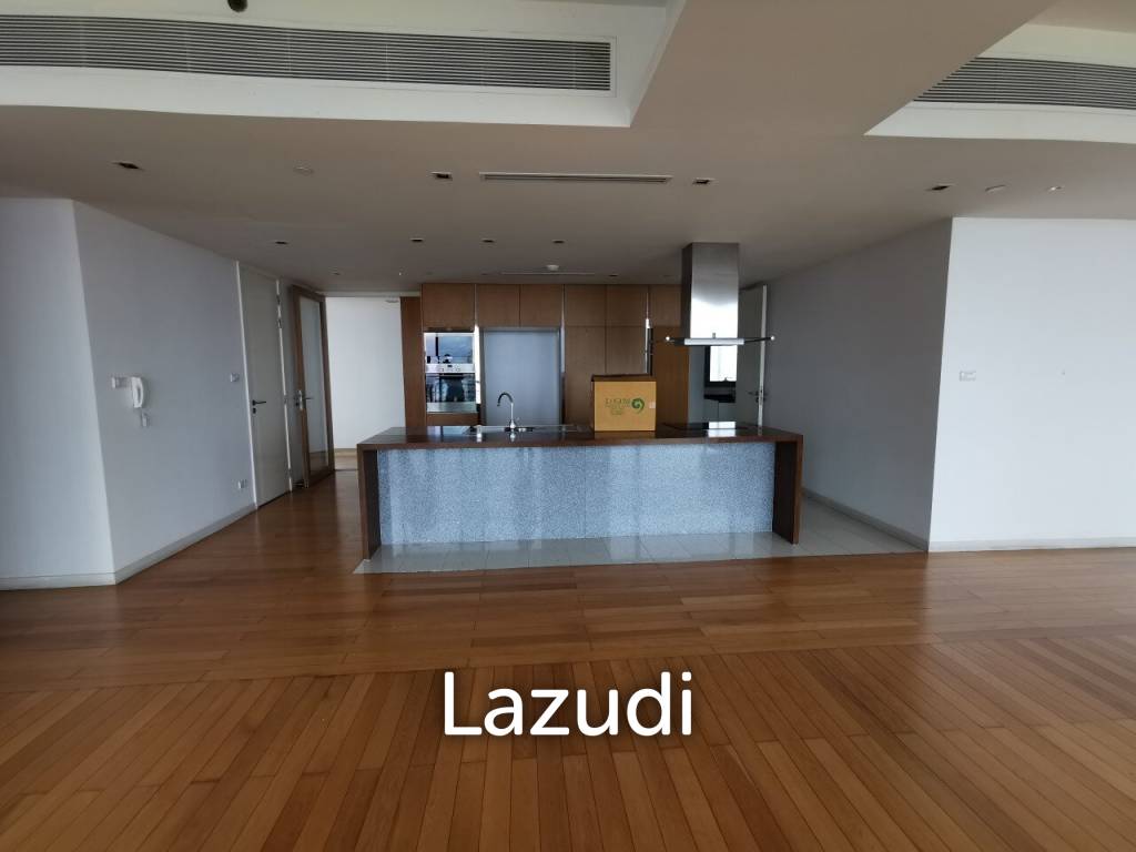 3 Bedroom 4 Bathroom 243 SQ.M The Pano