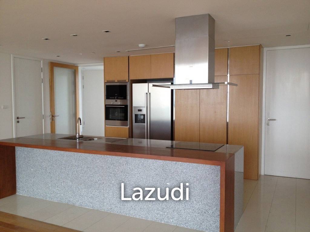 3 Bedroom 4 Bathroom 243 SQ.M The Pano