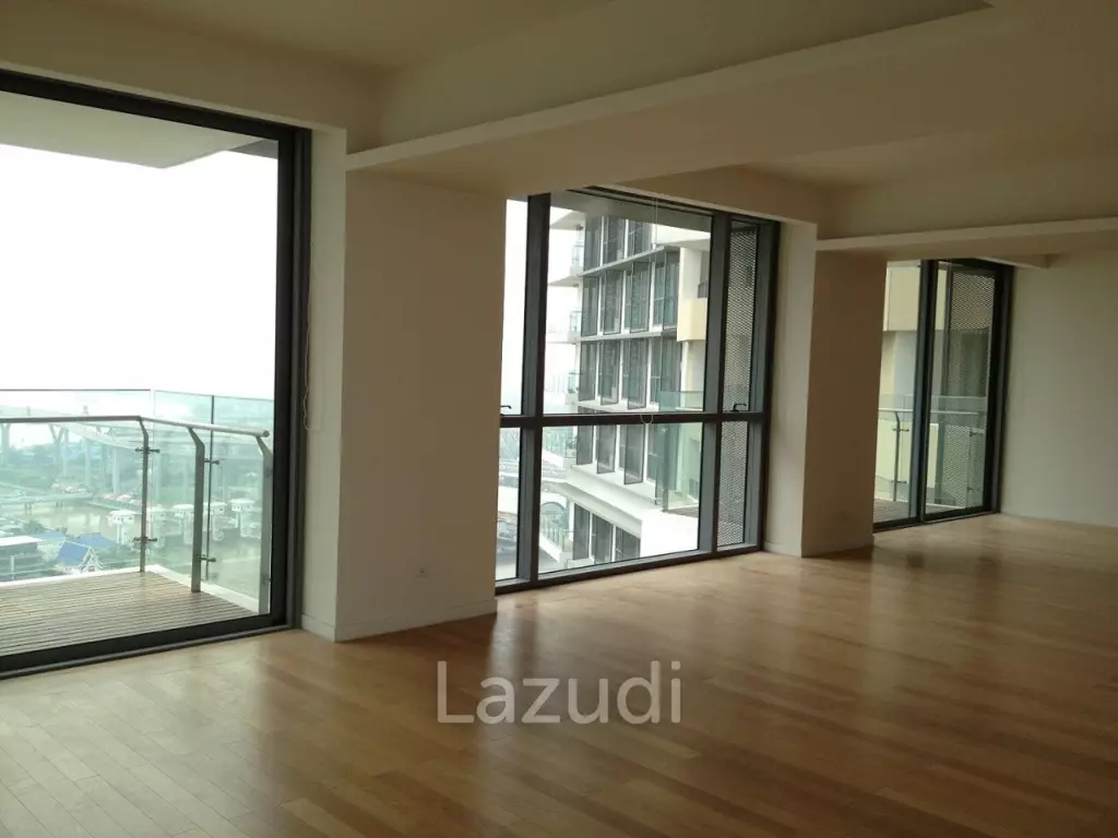 3 Bedroom 4 Bathroom 243 SQ.M The Pano