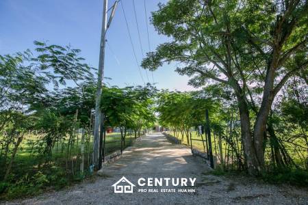 LAND FOR SALE NEAR BAAN ING PHU : 2 RAI