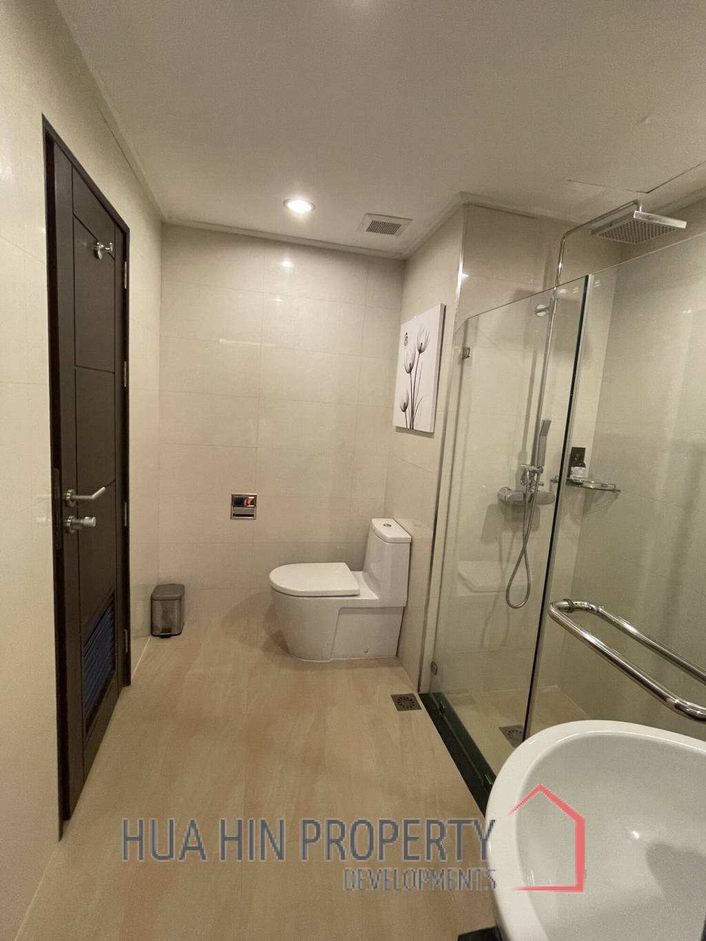 2 Bed 2 Bath 122 SQ.M VIP Condochain Cha-am