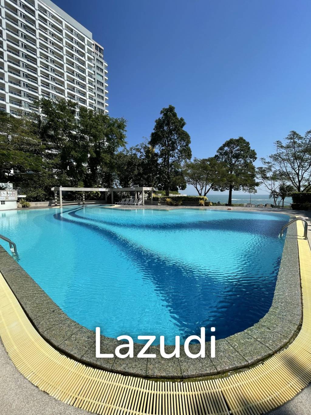2 Bed 2 Bath 122 SQ.M VIP Condochain Cha-am