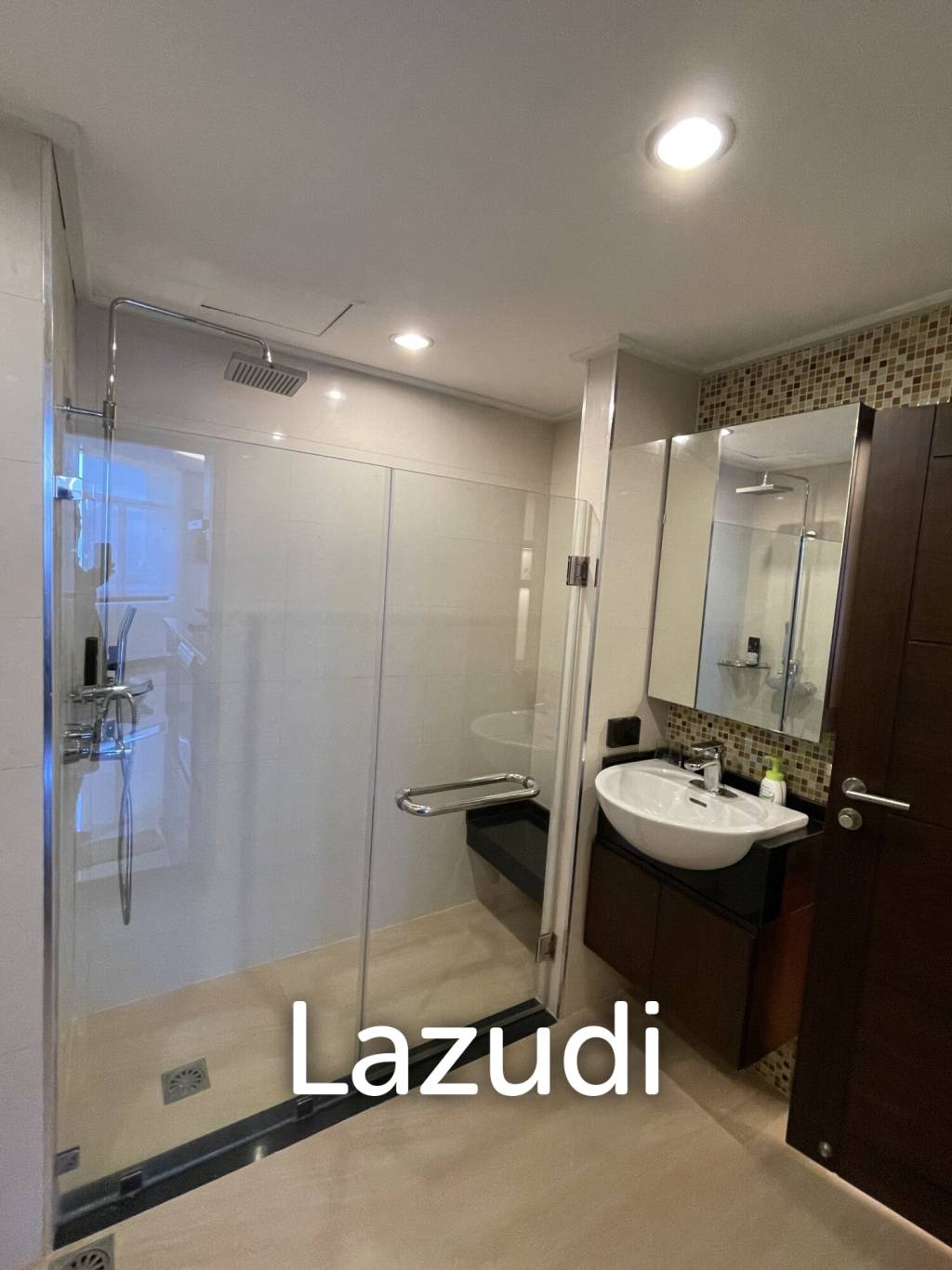 2 Bed 2 Bath 122 SQ.M VIP Condochain Cha-am
