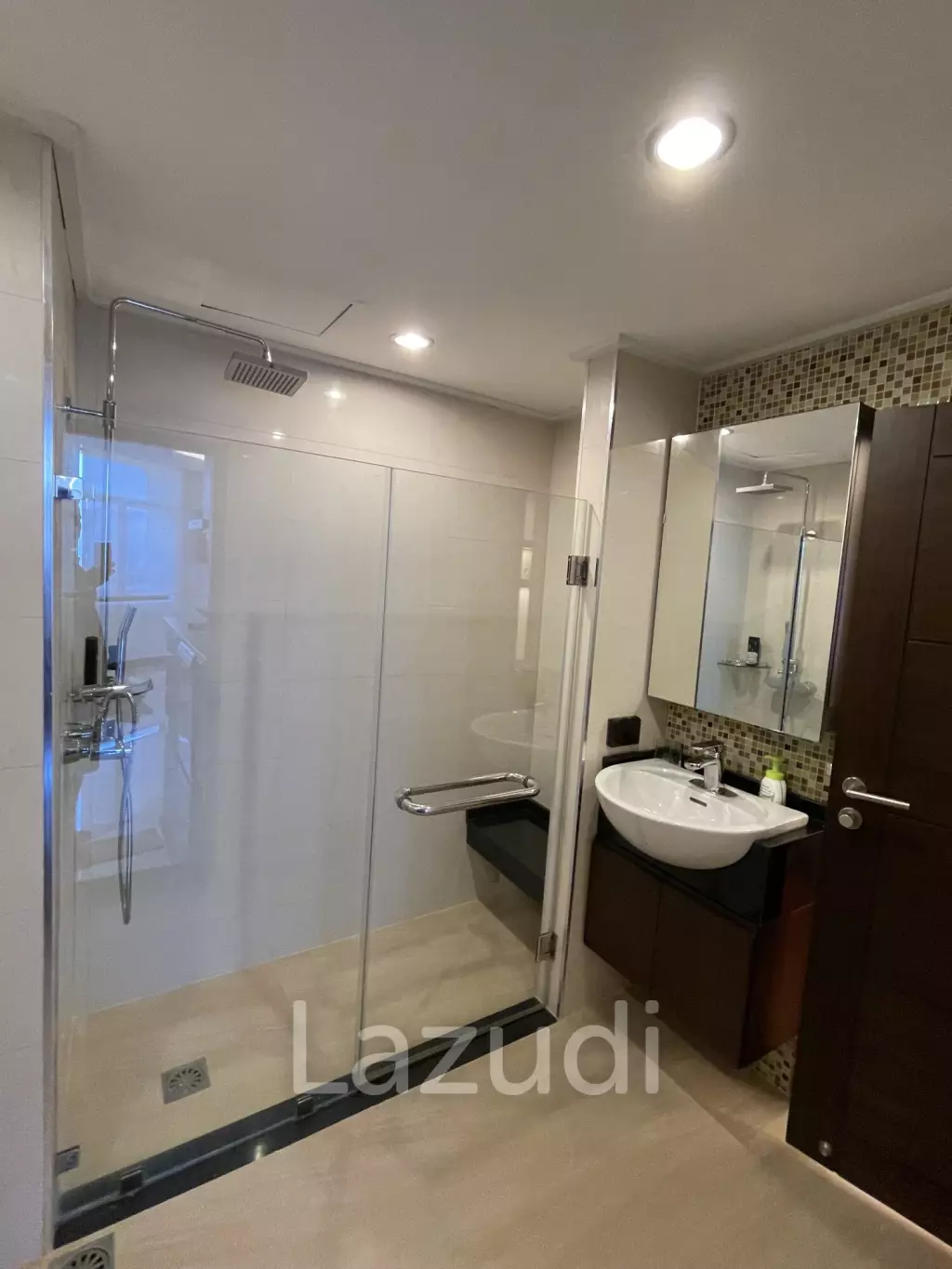 2 Bed 2 Bath 122 SQ.M VIP Condochain Cha-am