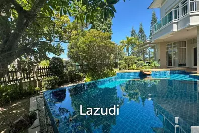 4 Bedroom 6 Bathroom 250 SQ.M Villa in Jomtien