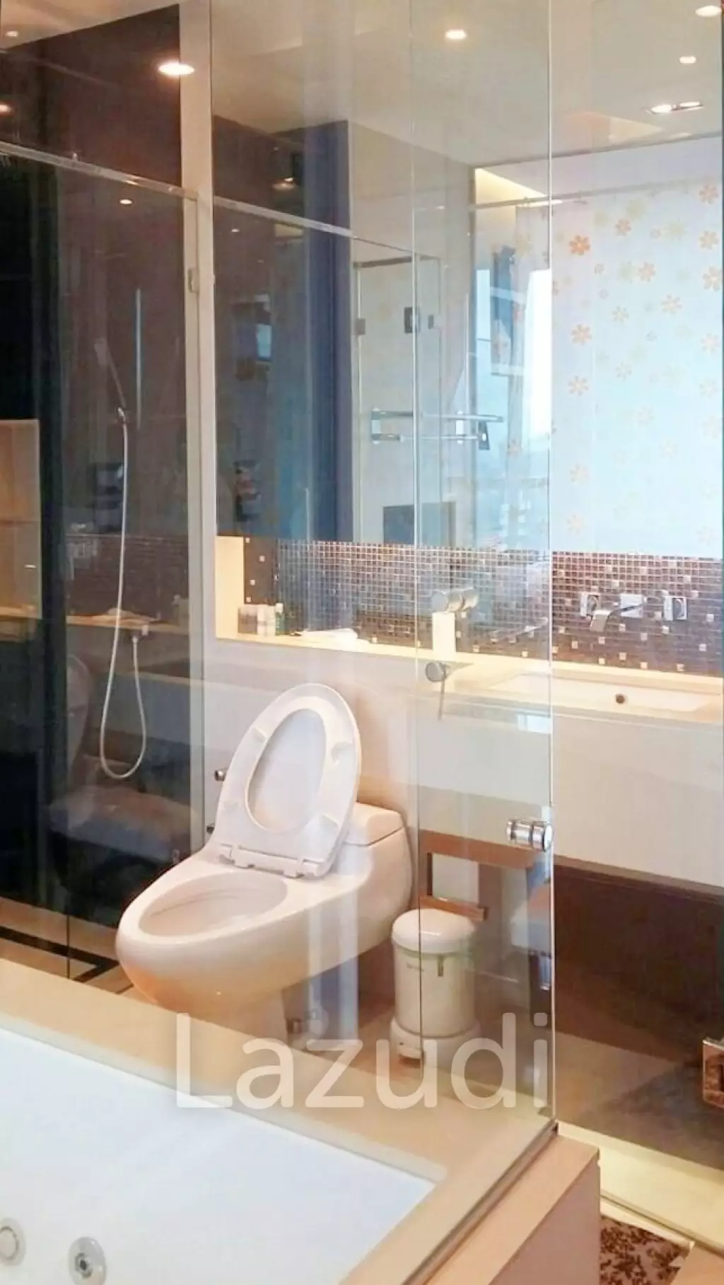 2 Bed 1 Bath 72 SQ.M The Address Sukhumvit 28