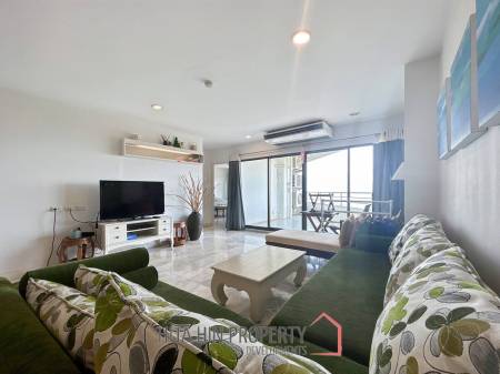 Palm Pavillion: 2 Bedroom Sea Views Condo