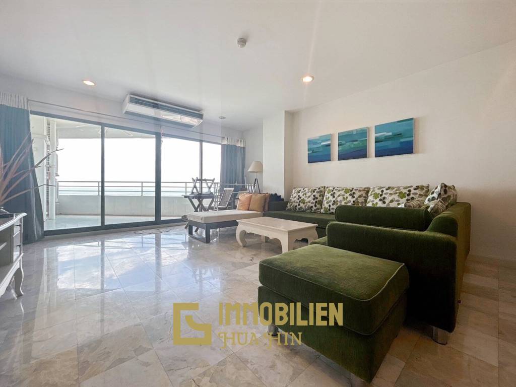 Palm Pavillion: 2 Bedroom Sea Views Condo