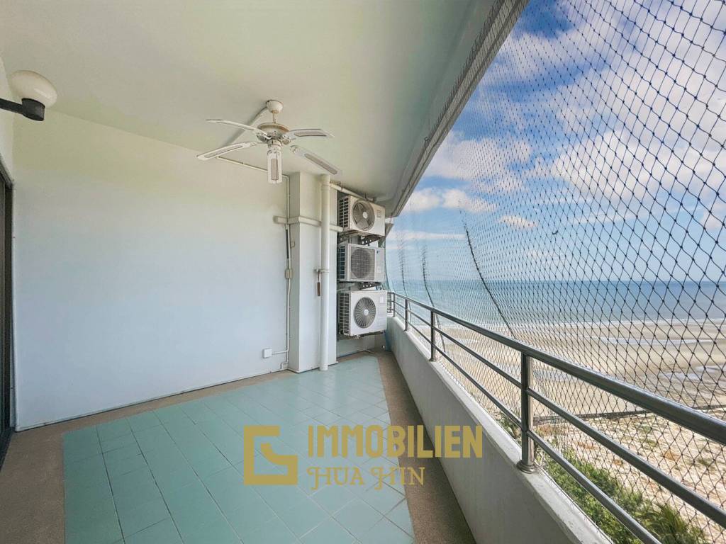 Palm Pavillion: 2 Bedroom Sea Views Condo