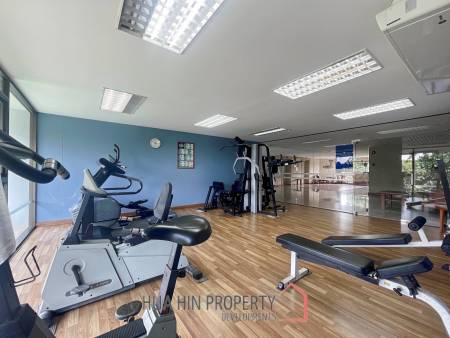 Palm Pavillion: 2 Bedroom Sea Views Condo