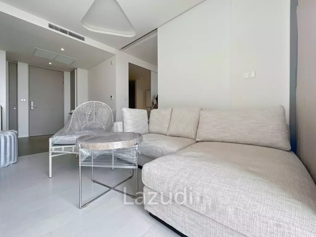 Veranda Residence: 1 Bedroom Luxury Sea Views