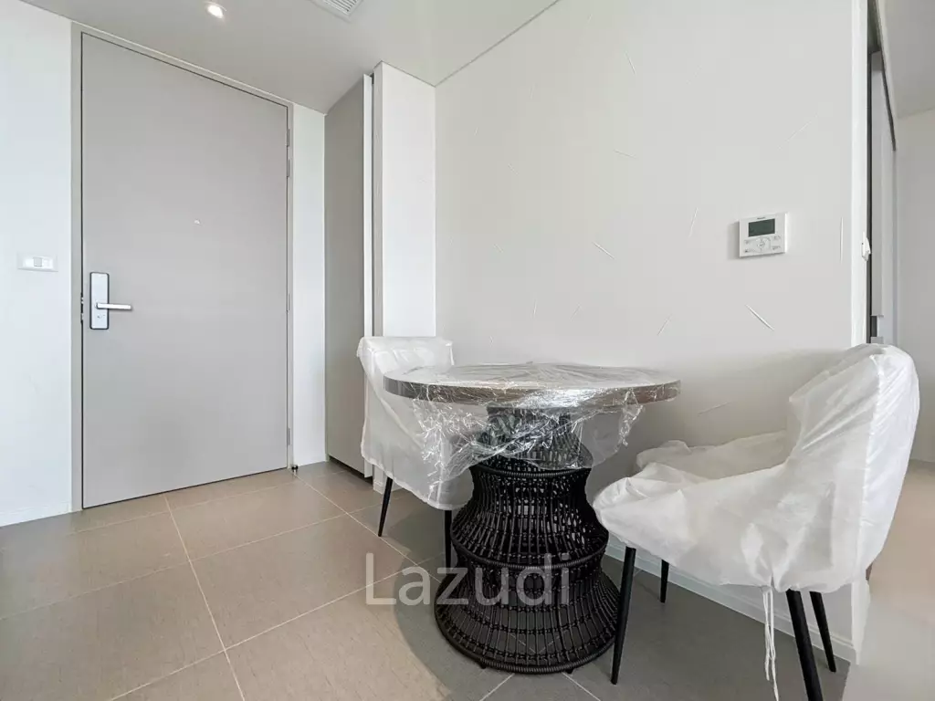 Veranda Residence: 1 Bedroom Luxury Sea Views