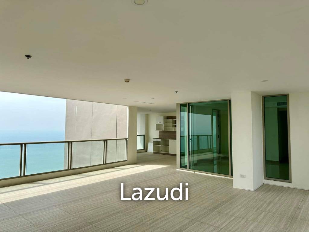 3 Bedroom Duplex 202 SQ.M Riviera Jomtien