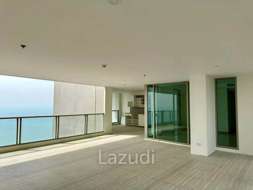 3 Bedroom Duplex 202 SQ.M Riviera Jomtien