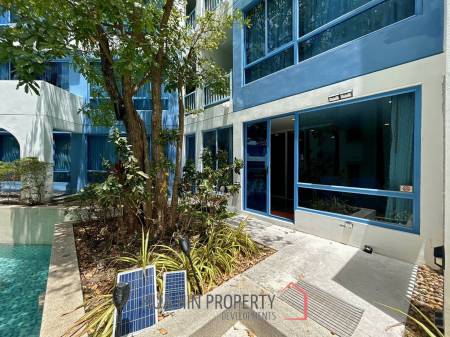 The Crest Santora : 1 Bedroom Condo Pool Access