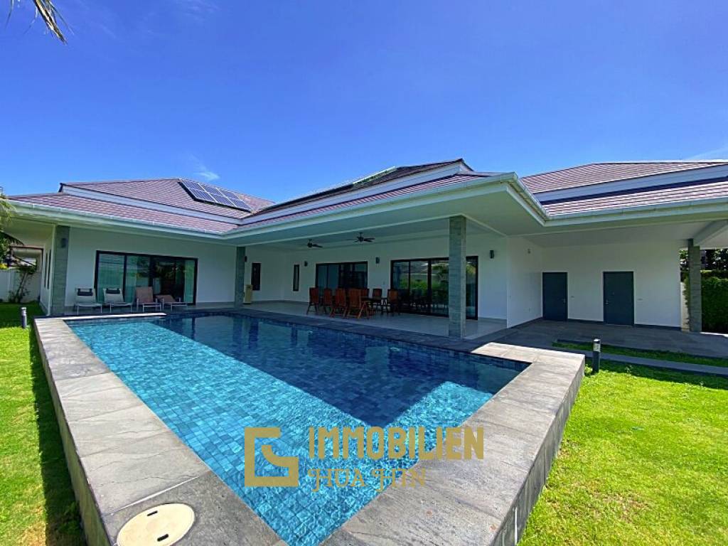 Large 3 Bed 3 Bath Pool Villa For Sale on The Clouds