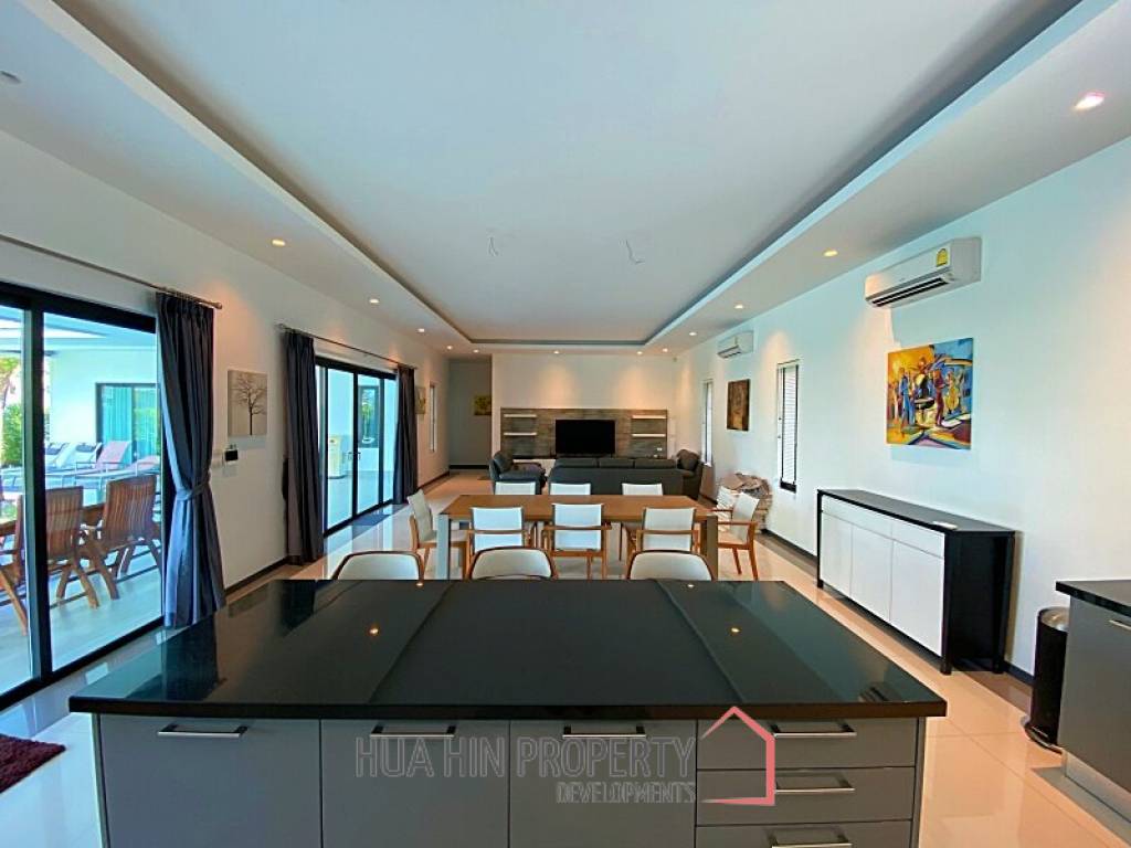 Large 3 Bed 3 Bath Pool Villa For Sale on The Clouds