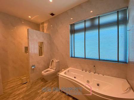 Large 3 Bed 3 Bath Pool Villa For Sale on The Clouds