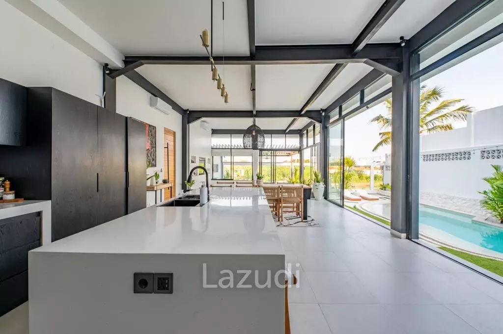 Amazing 3 Bedroom Leasehold Villa in Batu Bolong Canggu