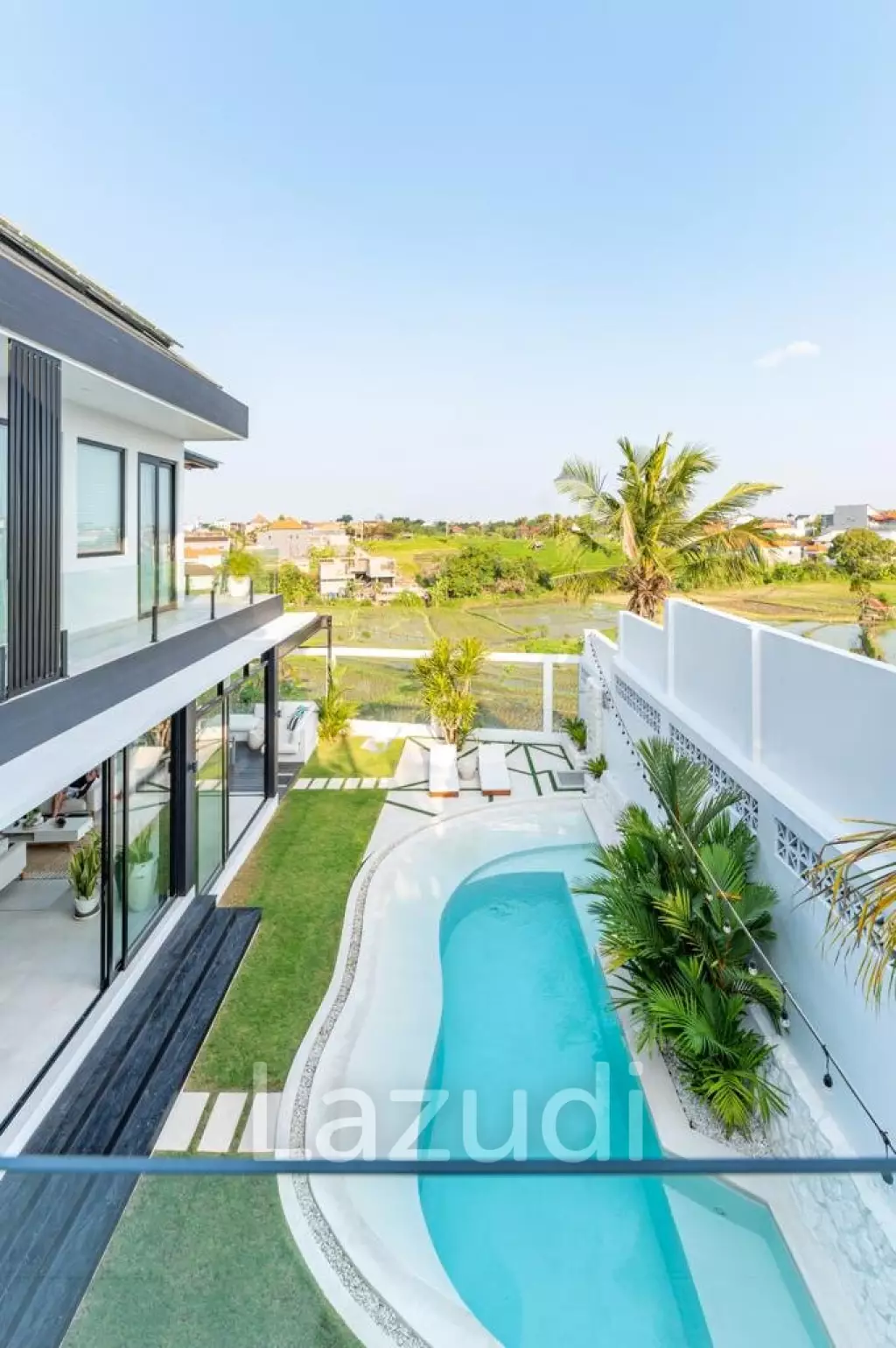 Amazing 3 Bedroom Leasehold Villa in Batu Bolong Canggu