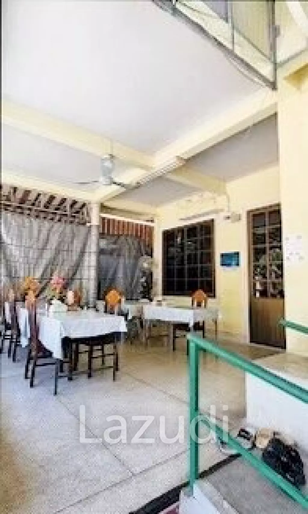 6 Bed 7 Bath 676 SQ.M House in sukhumvit 27