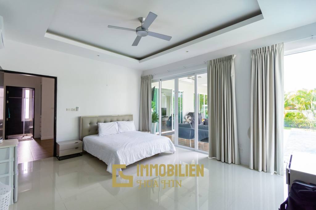 WOODLANDS : Good design 3 bed pool villa