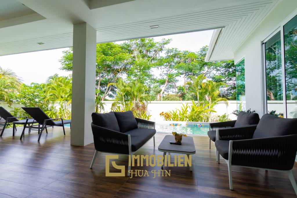 WOODLANDS : Good design 3 bed pool villa